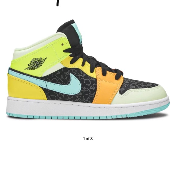 Jordan Other - Air Jordan 1 mid SE GS Clover shoes